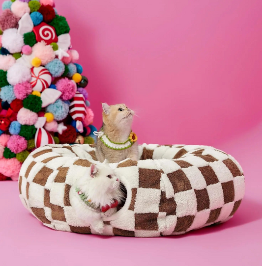 Lesure Cat Tunnel Bed for Indoor Cats - Warm&Cozy Cute Cat Donut Tunnel with Washable Circle Cushion, Valentine’S Day, round Pet Play Tunnel Toy for Kitten/Puppy/Rabbit, Peekaboo Cave Toy, Cool Cat Stuff, Perfect for Autumn & Winter Calming